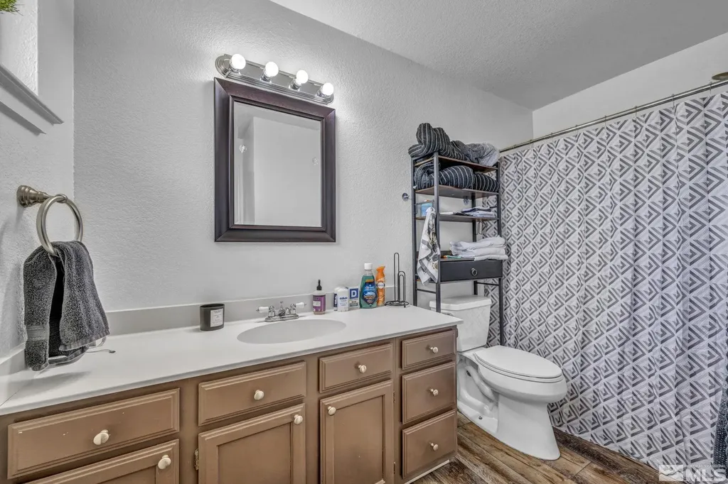 10205 Shenandoah Reno NV 89508