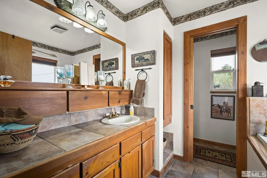 6811 Reno Fallon NV 89406