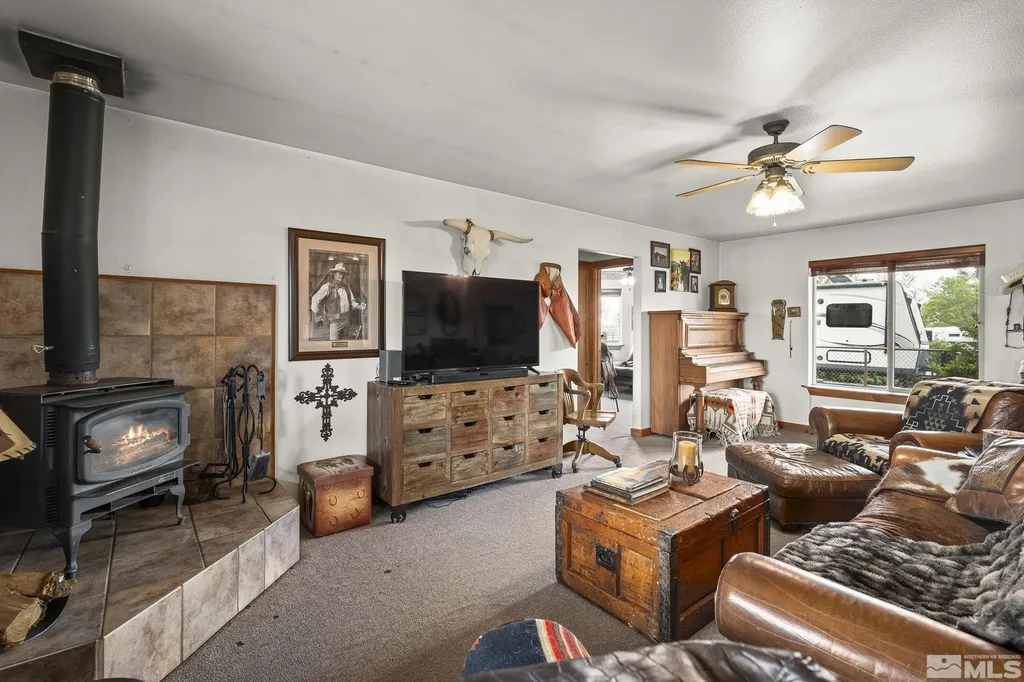 6811 Reno Fallon NV 89406