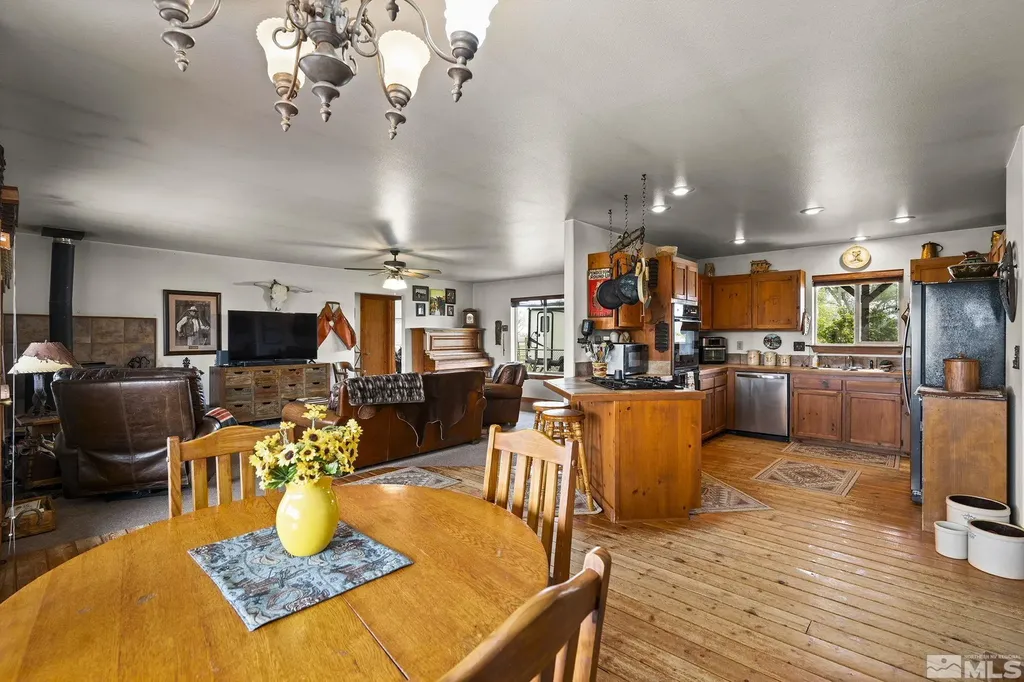 6811 Reno Fallon NV 89406