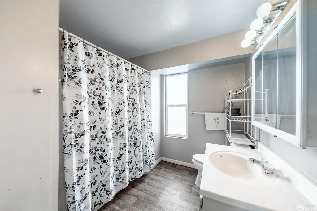 3951 Clear Acre Reno NV 89512