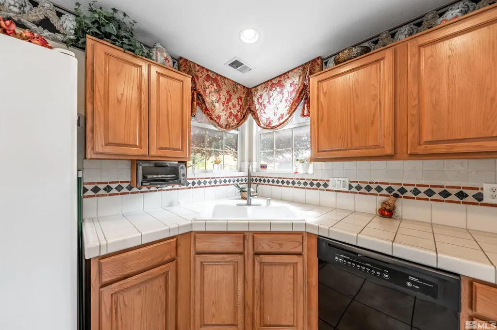 2233 San Remo Sparks NV 89434