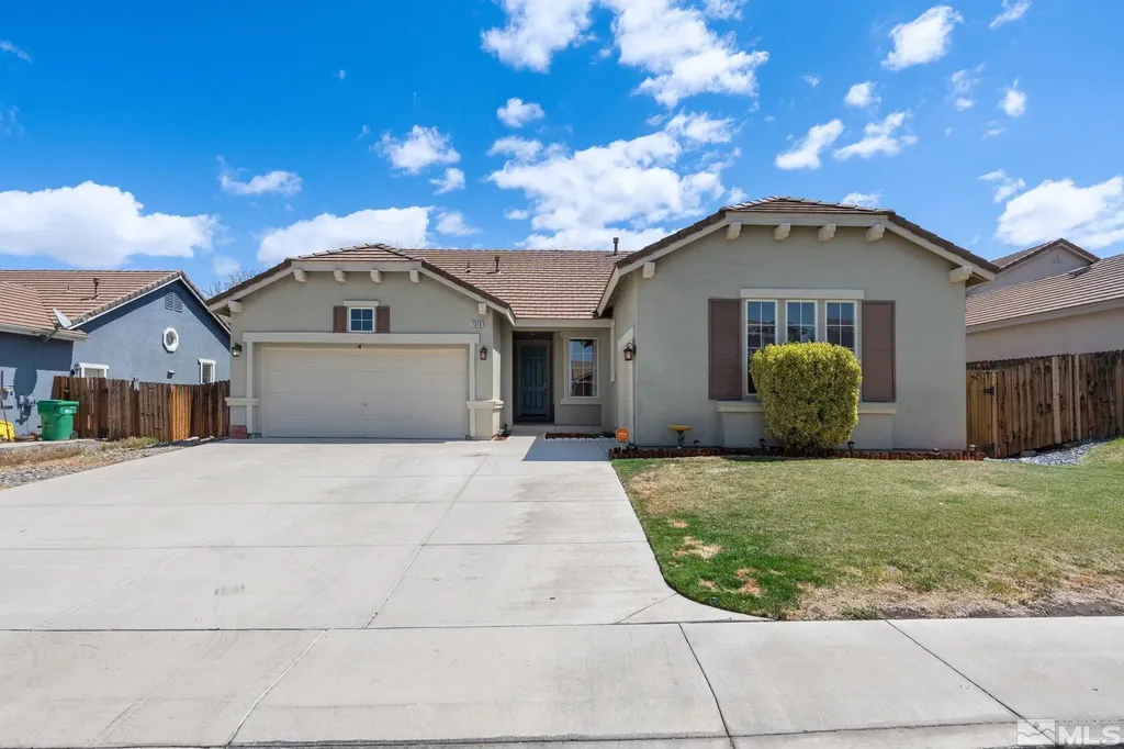 1319 Rouge River Fernley NV 89408