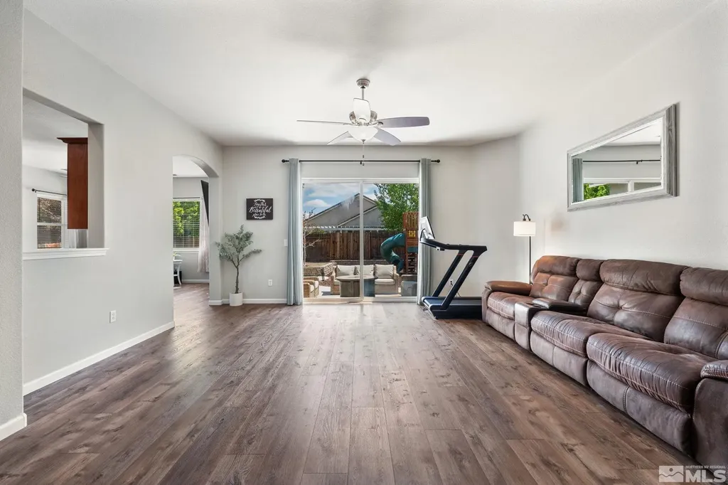 1319 Rouge River Fernley NV 89408