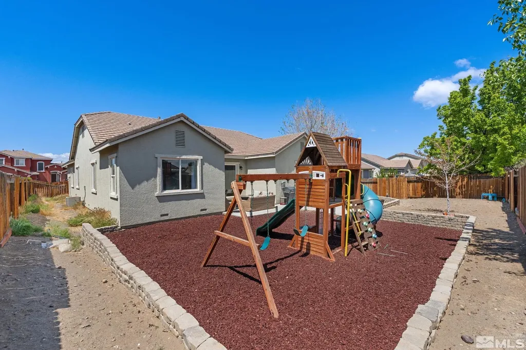 1319 Rouge River Fernley NV 89408