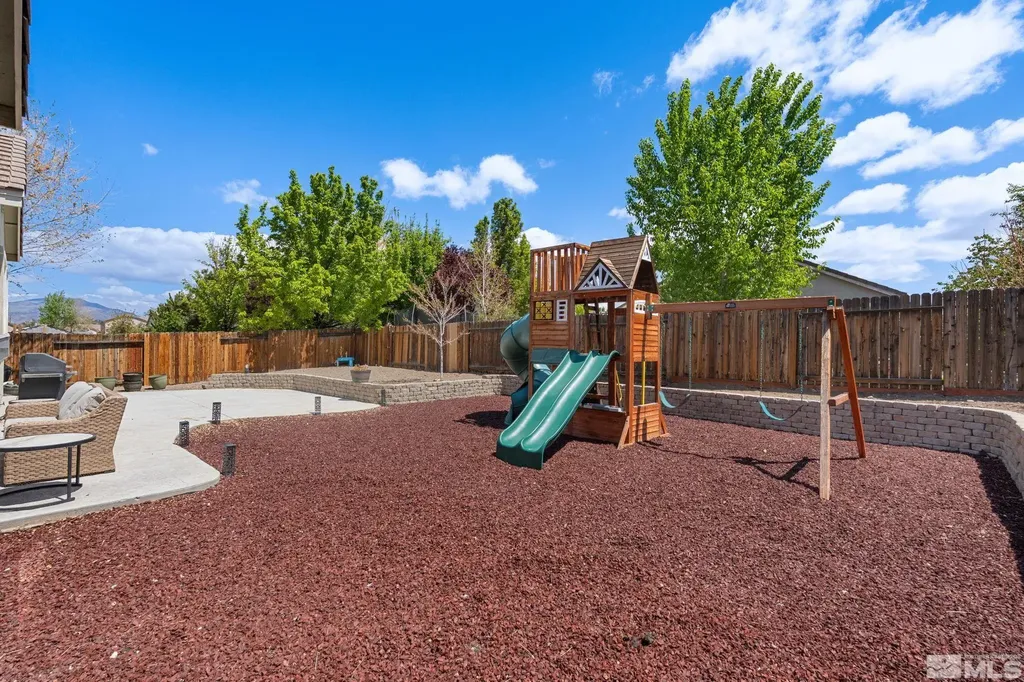 1319 Rouge River Fernley NV 89408