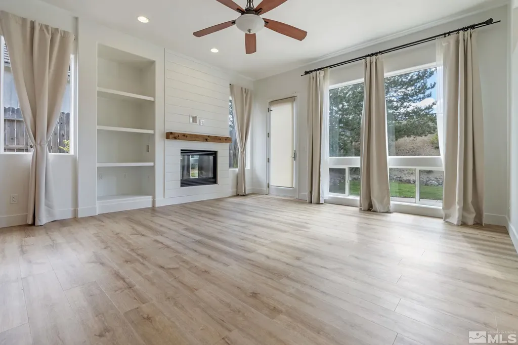 2705 Wind Feather Reno NV 89511