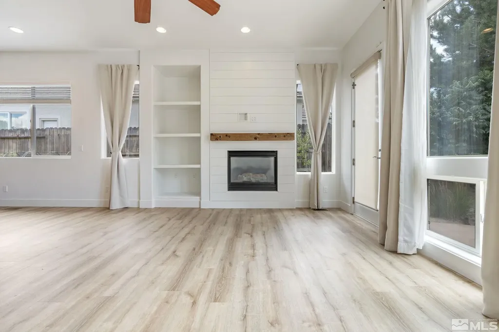 2705 Wind Feather Reno NV 89511
