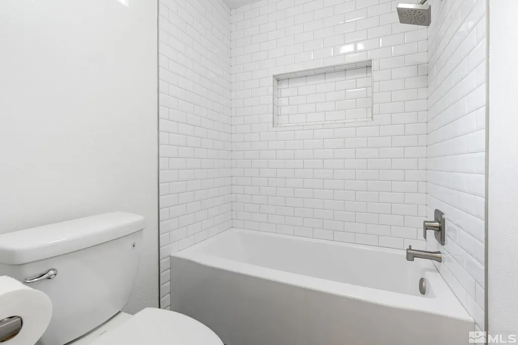 2705 Wind Feather Reno NV 89511