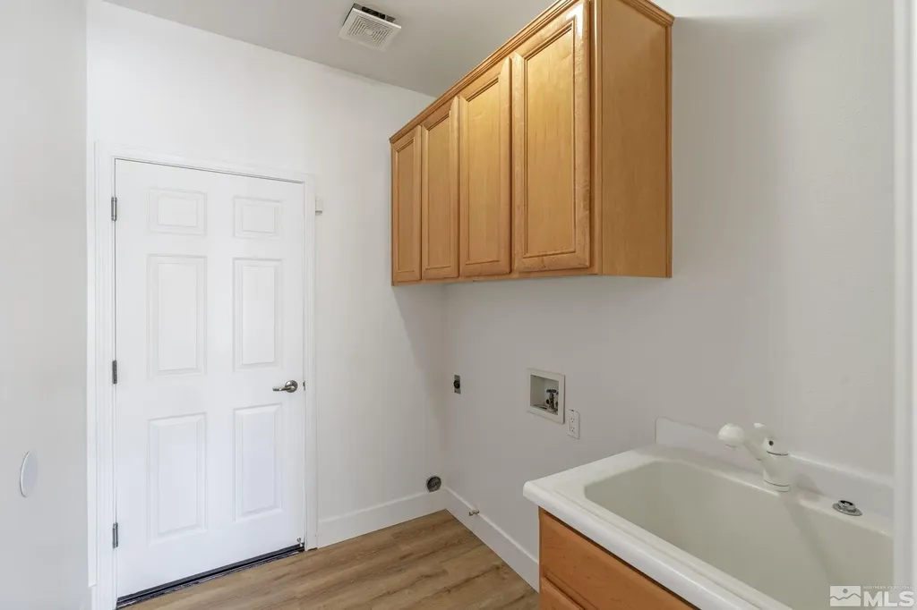 2705 Wind Feather Reno NV 89511
