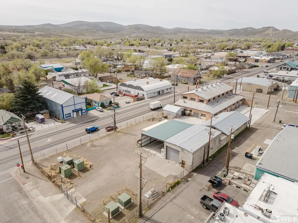 240 7th Elko NV 89801