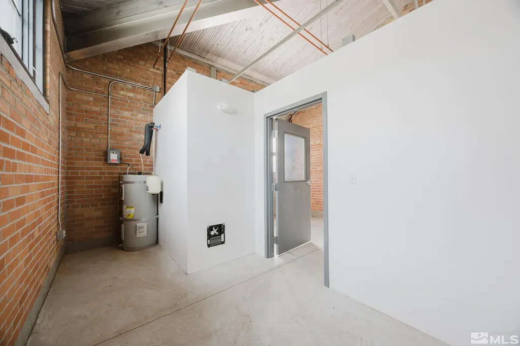 240 7th Elko NV 89801