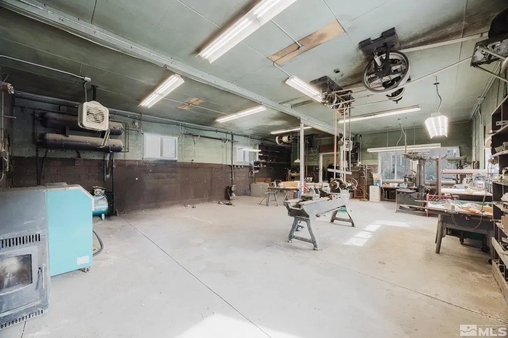 240 7th Elko NV 89801