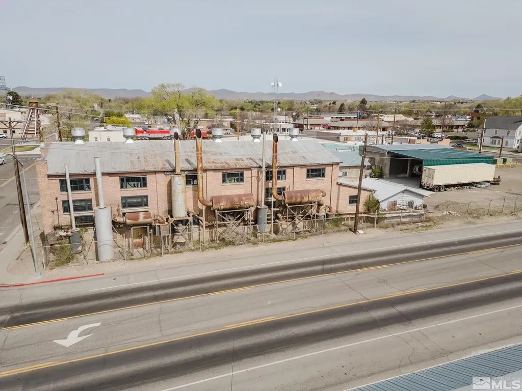240 7th Elko NV 89801