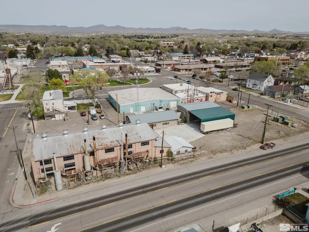 240 7th Elko NV 89801