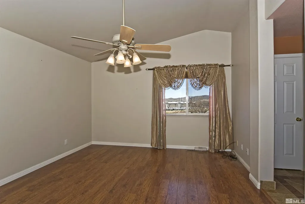 925 Sauvignon Reno NV 89506