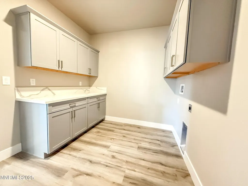 917 Saltbrush Dayton NV 89403