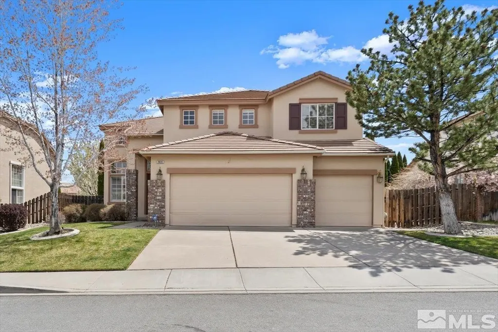 2920 Blue Grouse Reno NV 89509