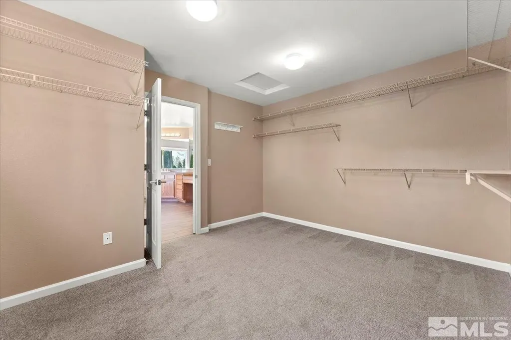 2920 Blue Grouse Reno NV 89509