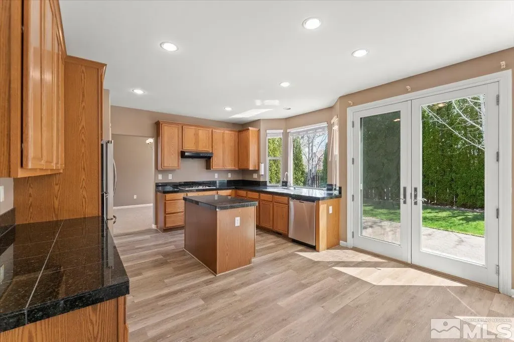 2920 Blue Grouse Reno NV 89509