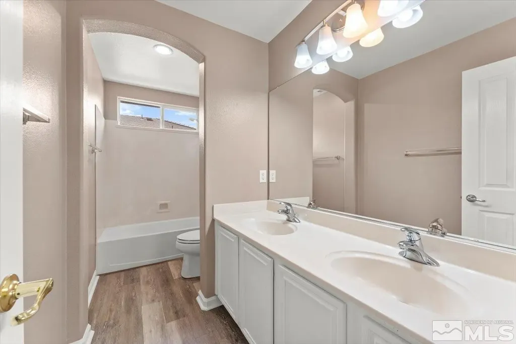 2920 Blue Grouse Reno NV 89509