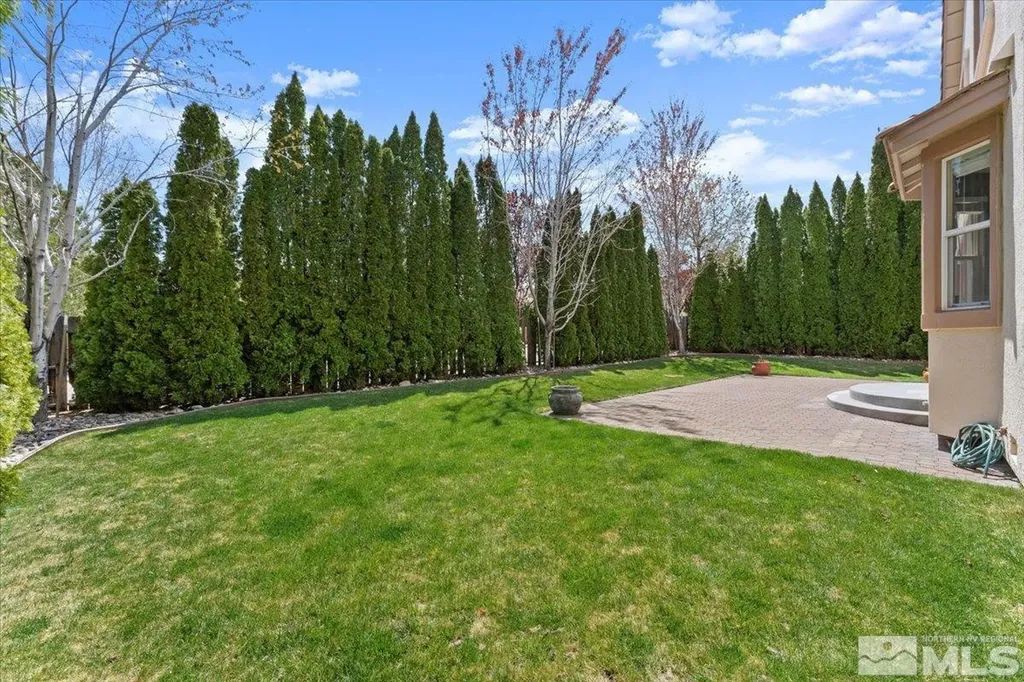 2920 Blue Grouse Reno NV 89509
