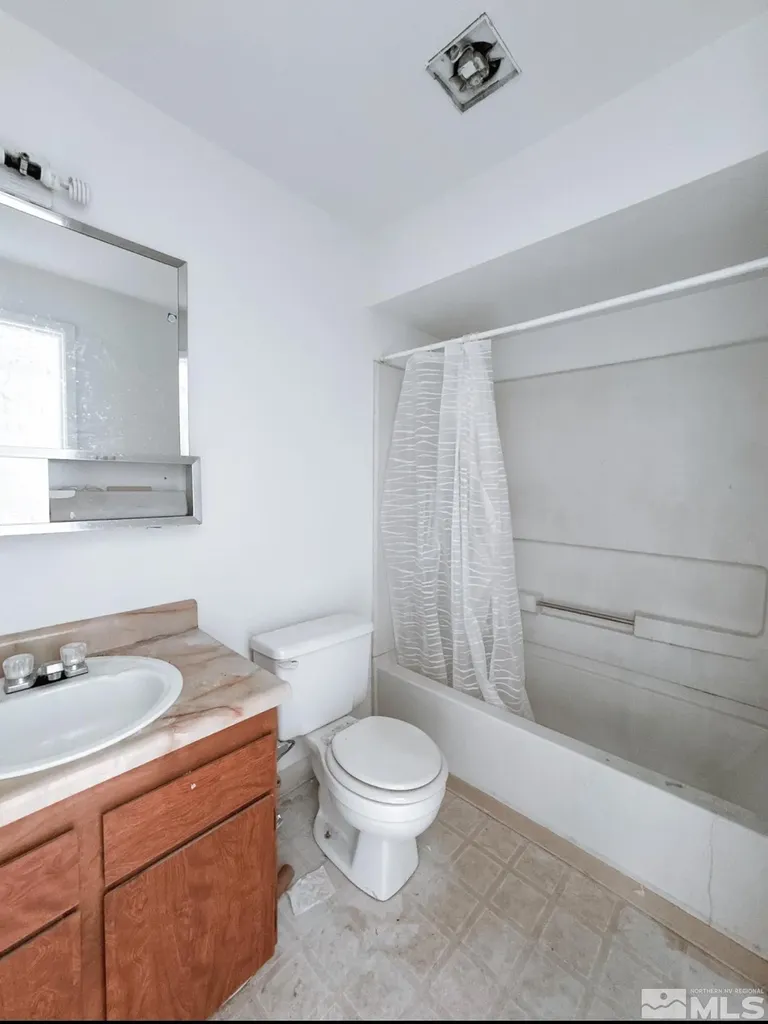 1424 9th Reno NV 89512