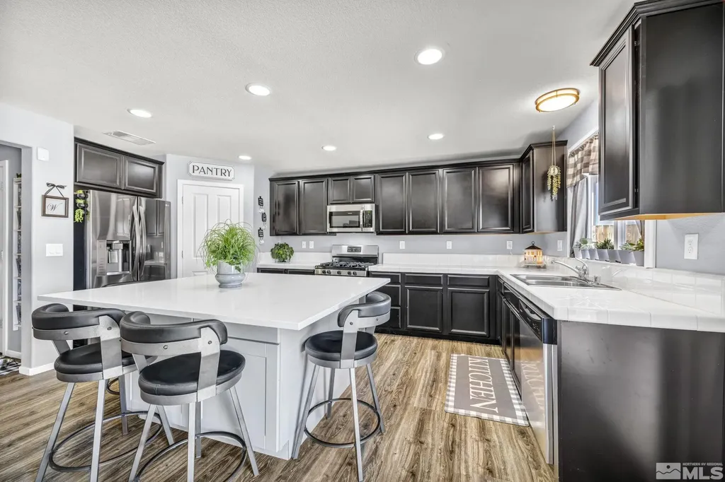 14352 Durham Reno NV 89506