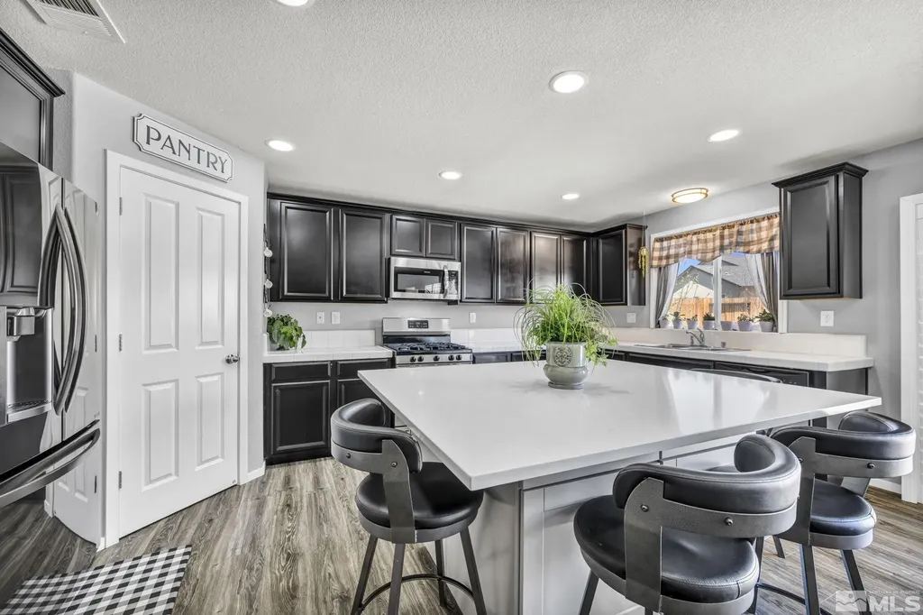 14352 Durham Reno NV 89506