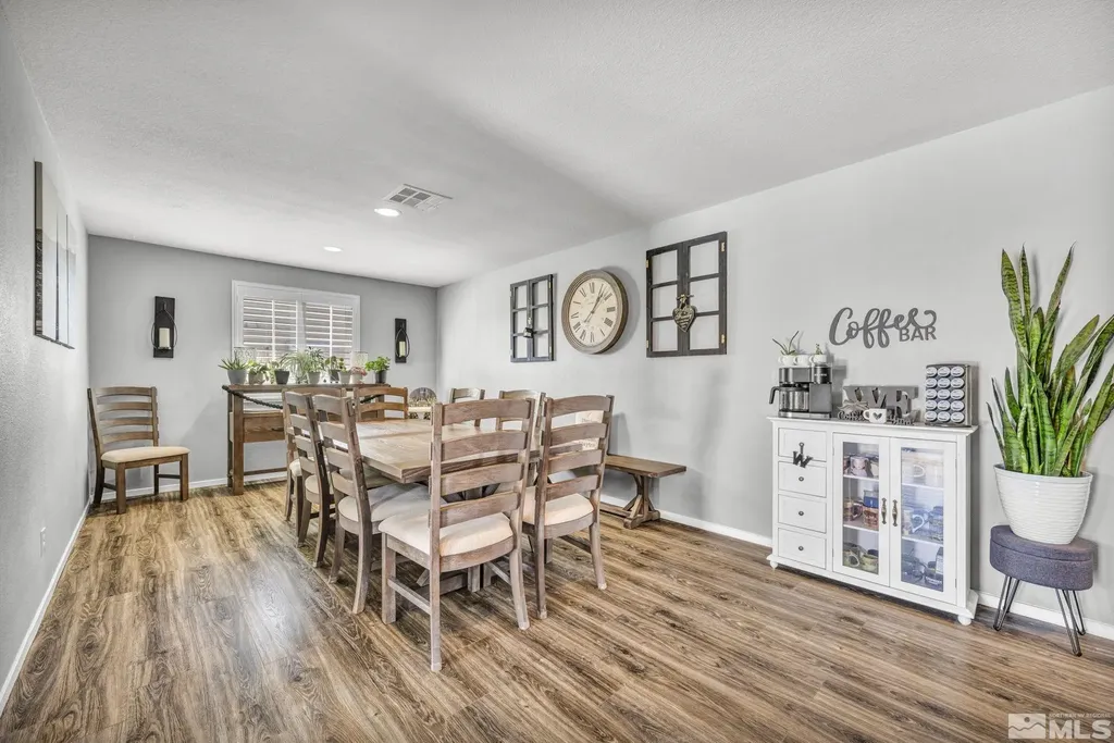 14352 Durham Reno NV 89506