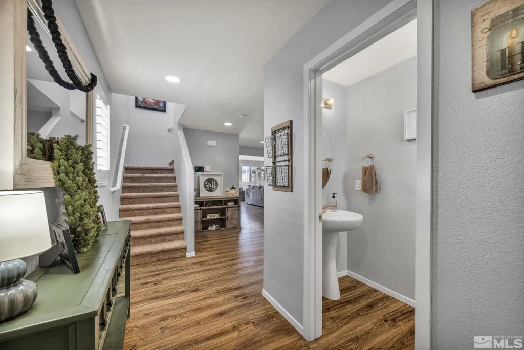 14352 Durham Reno NV 89506