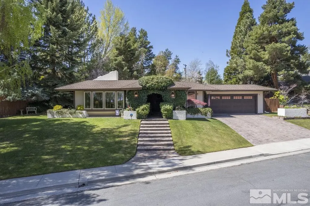 165 Moore Reno NV 89509