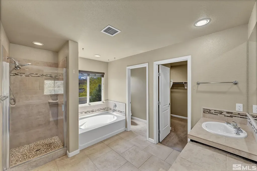 1828 Braemore Reno NV 89521