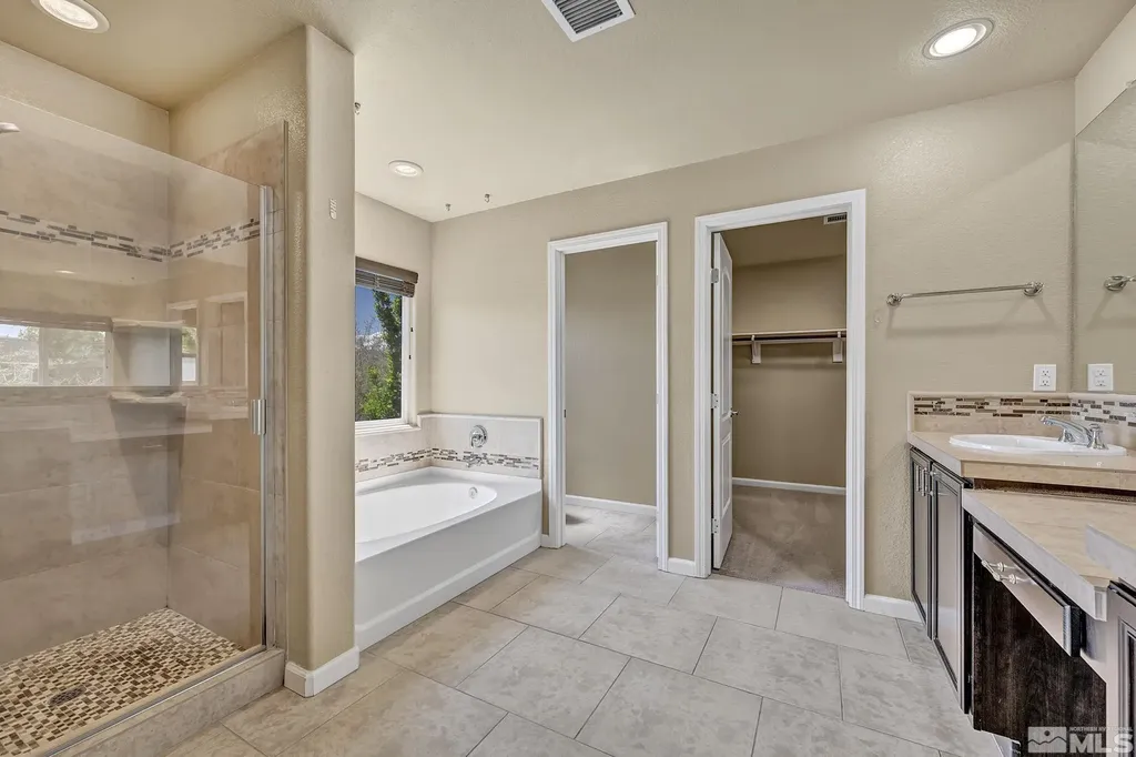 1828 Braemore Reno NV 89521