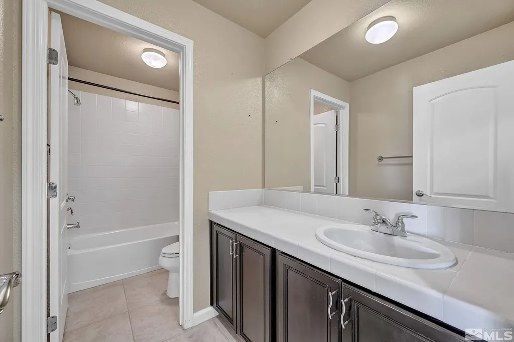 1828 Braemore Reno NV 89521