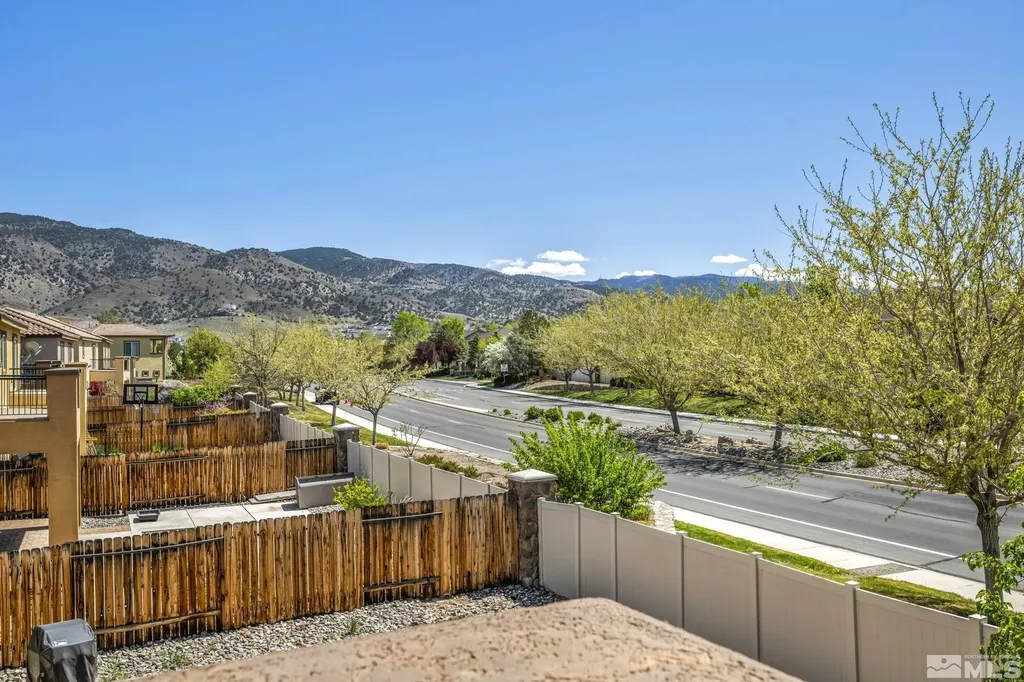 1828 Braemore Reno NV 89521