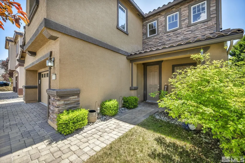 1828 Braemore Reno NV 89521