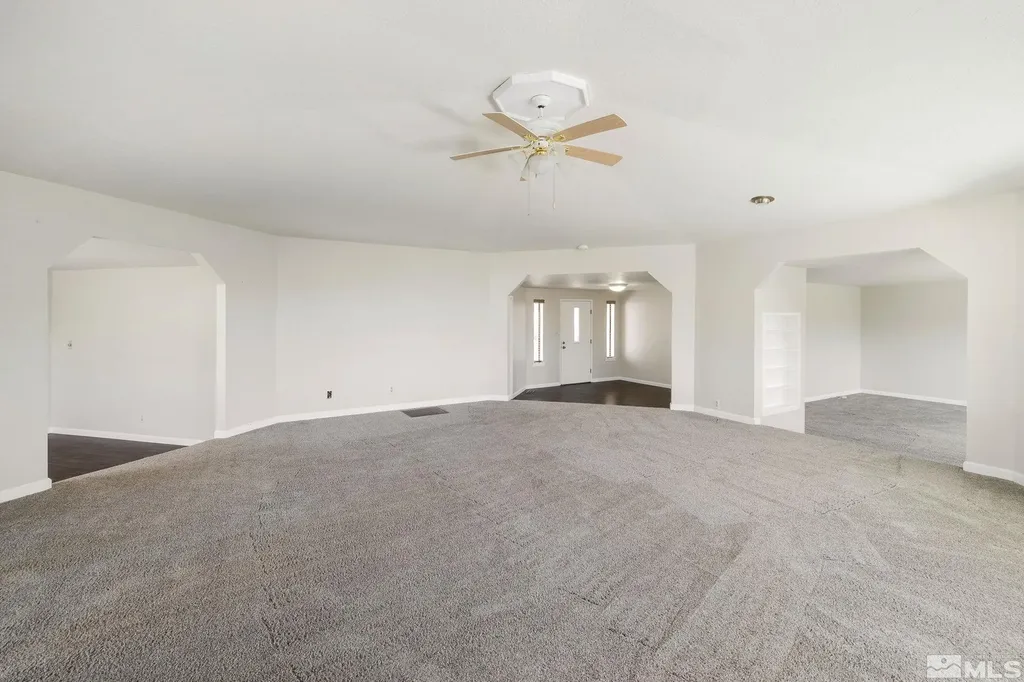 9499 Wigwam Reno NV 89506