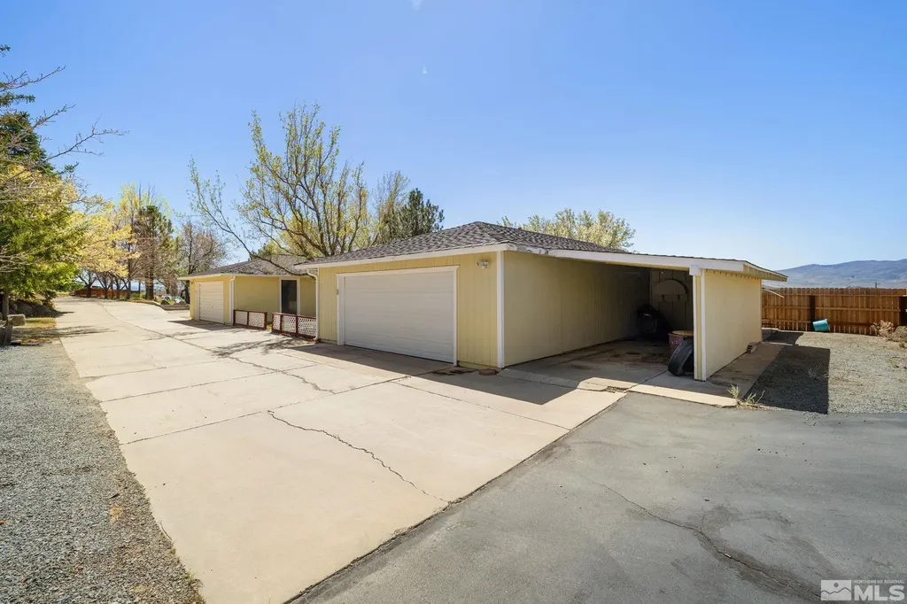 9499 Wigwam Reno NV 89506