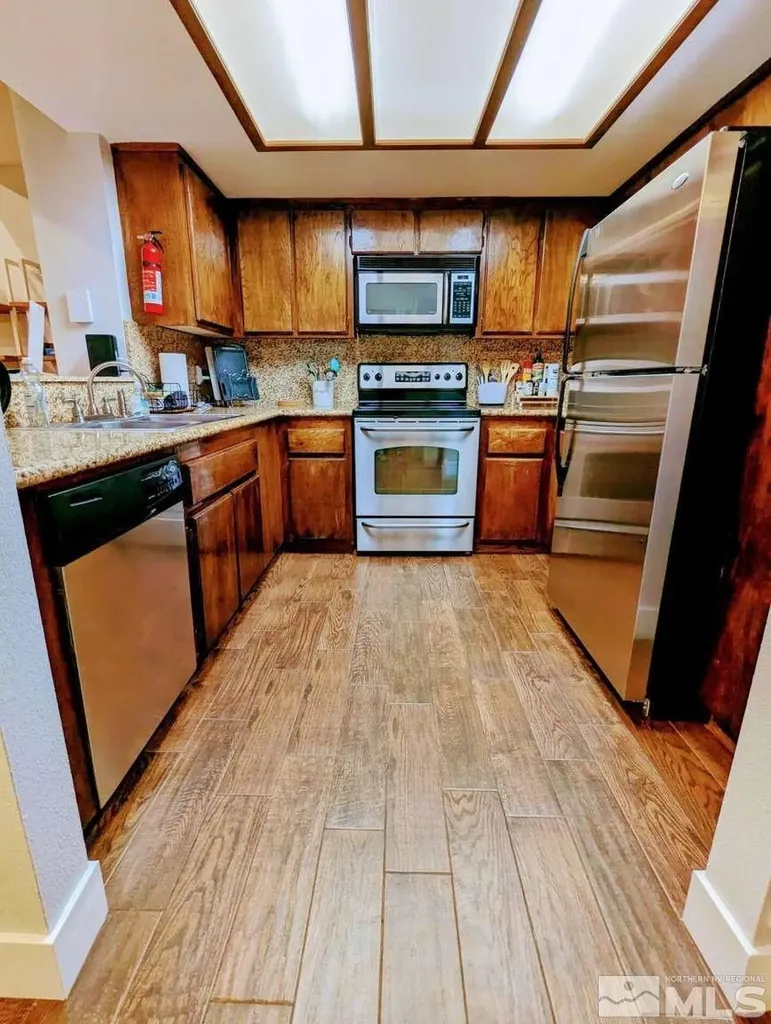 416 Quaking Aspen Stateline NV 89449