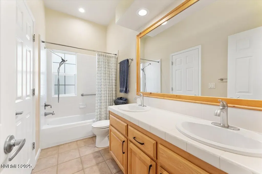 5024 Albuquerque Reno NV 89511
