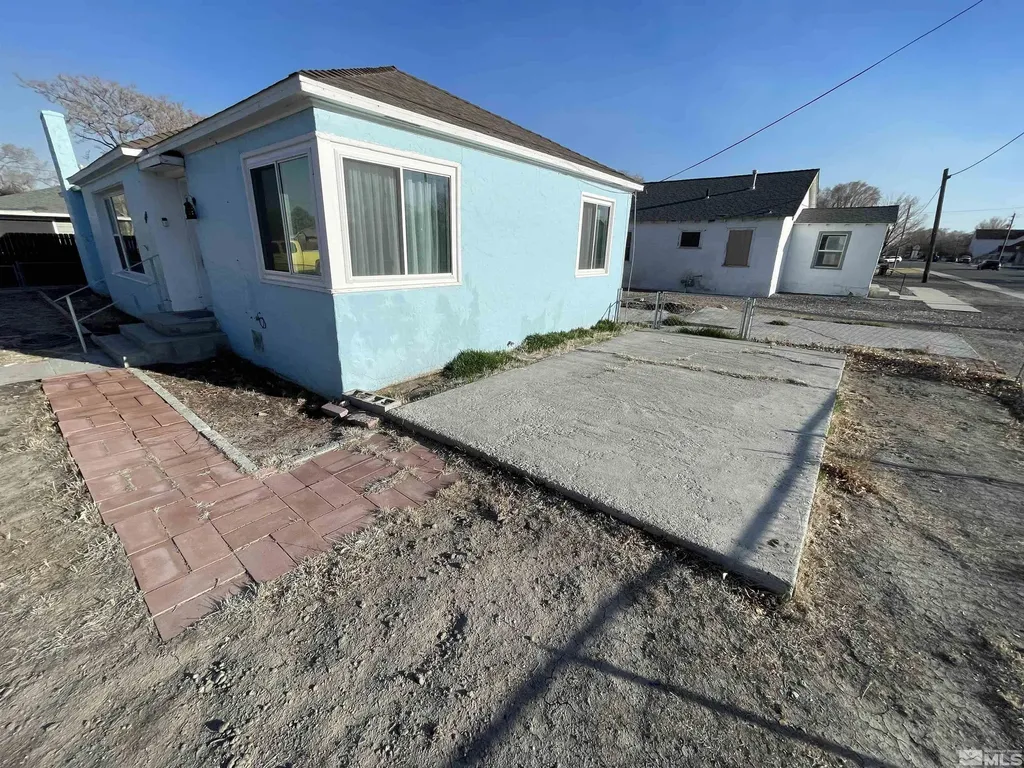595 Taylor Lovelock NV 89419