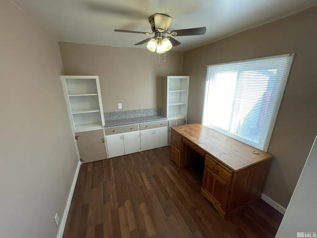 595 Taylor Lovelock NV 89419