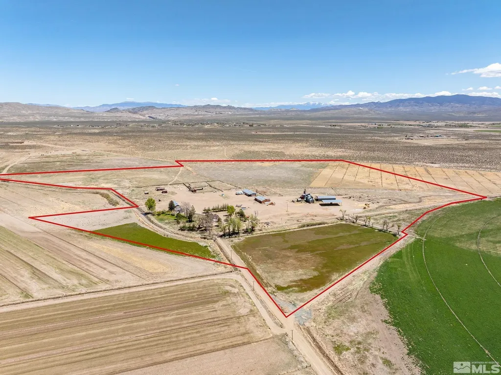 1000 Plymouth Ranch Smith NV 89430
