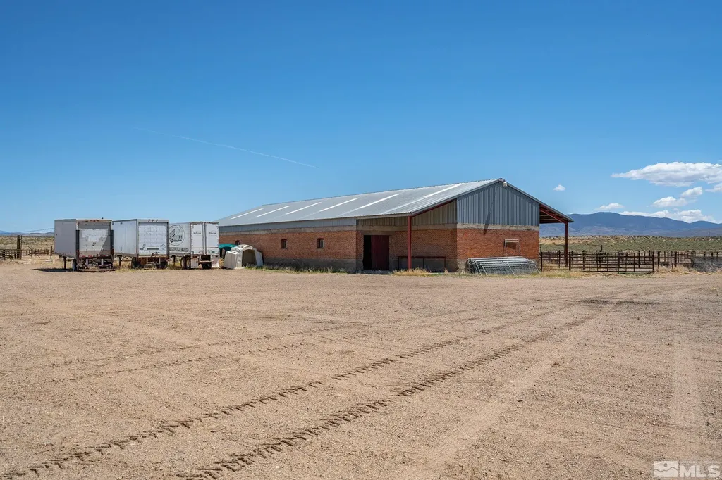 1000 Plymouth Ranch Smith NV 89430