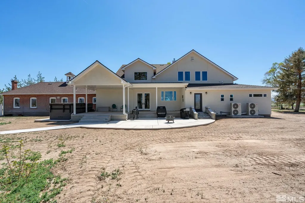 1000 Plymouth Ranch Smith NV 89430