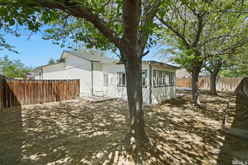 410 Heron Fallon NV 89406