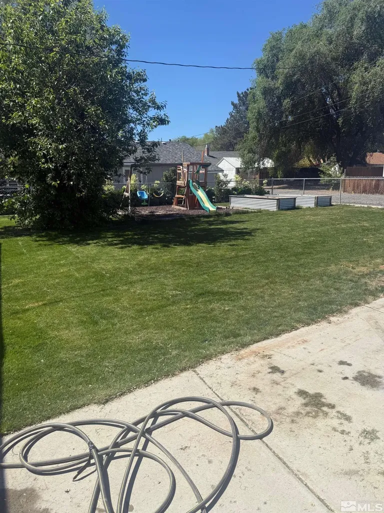 1645 Central Lovelock NV 89419