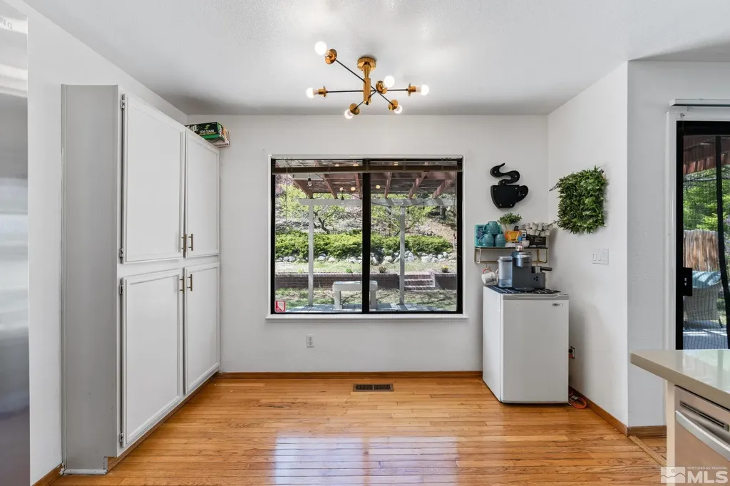 5276 Simons Reno NV 89523