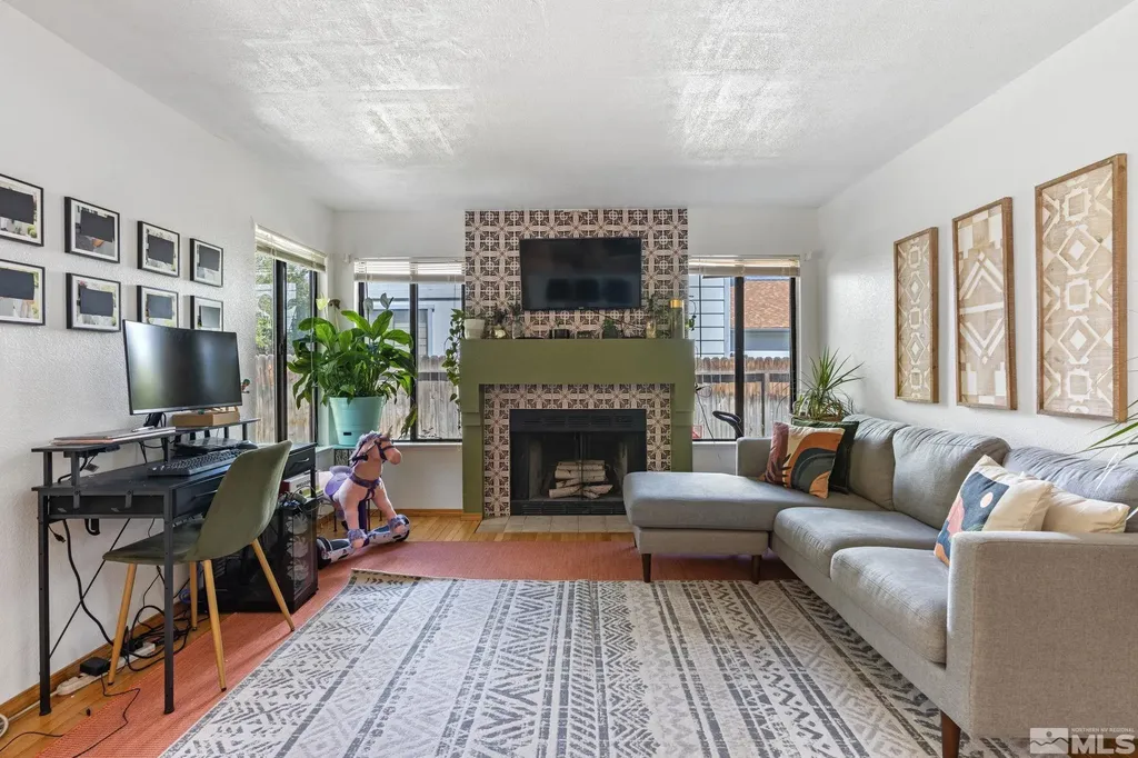 5276 Simons Reno NV 89523